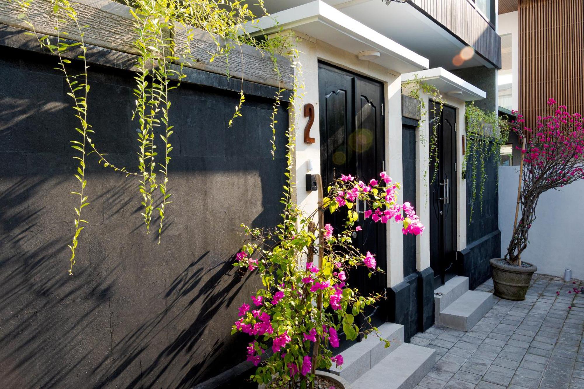 Sunny Village Batu Bolong Canggu Exterior foto